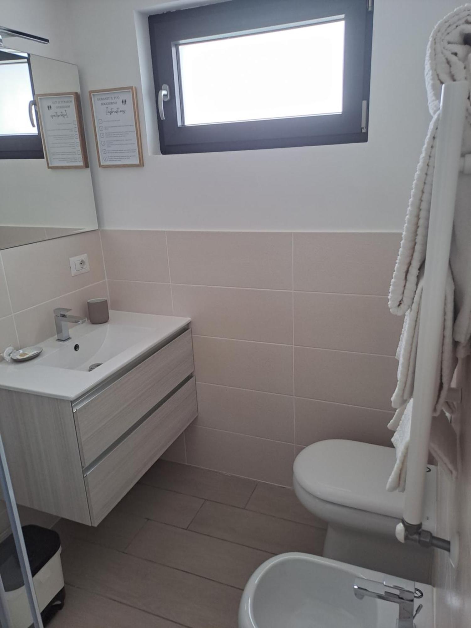 Fiumicino Airport Sunflower Room エクステリア 写真